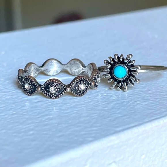 EARTHBOUND Platinum Rings - Picture 1 of 4